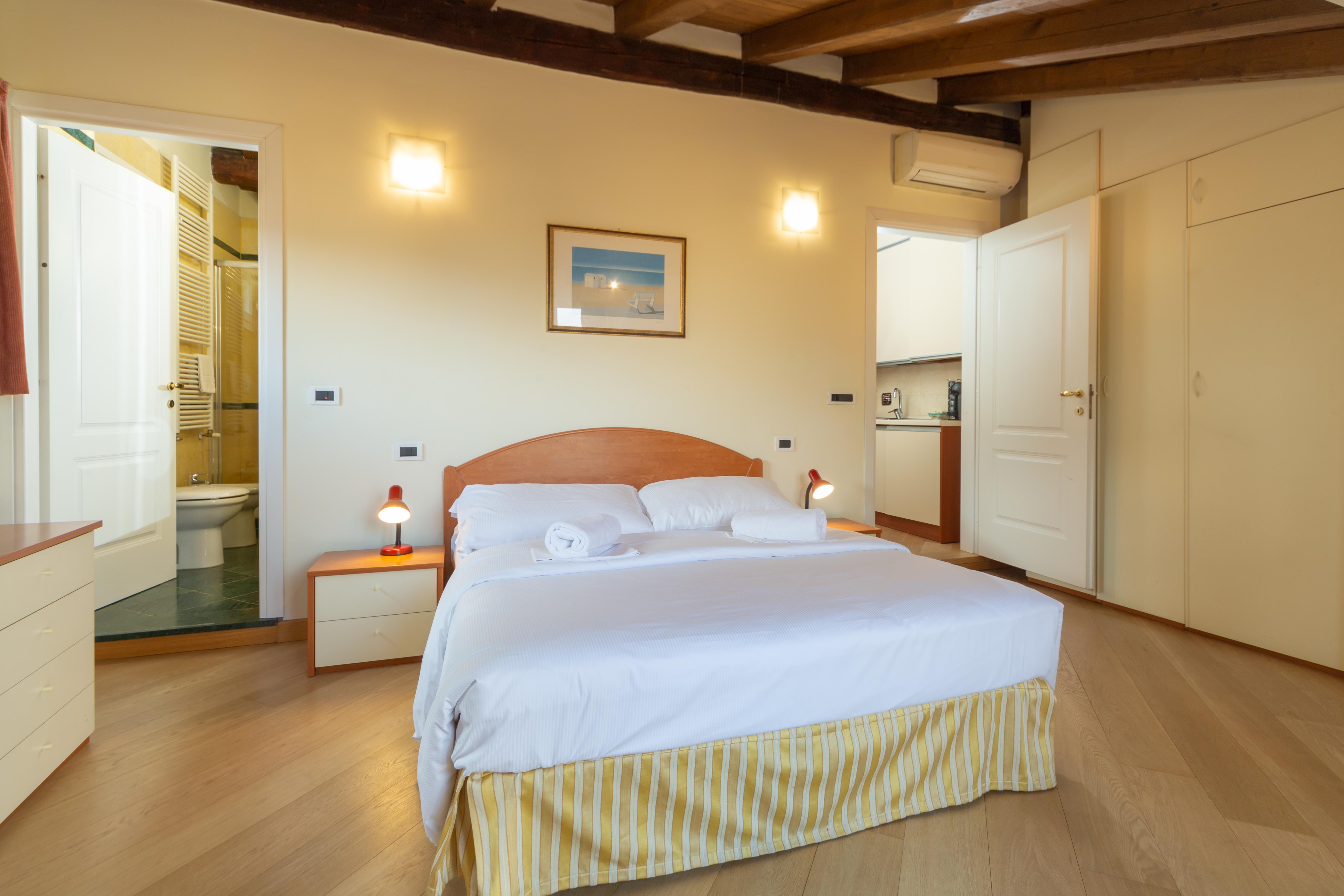 Bolognaroomscom - Santo Stefano Apartments — Foto 3